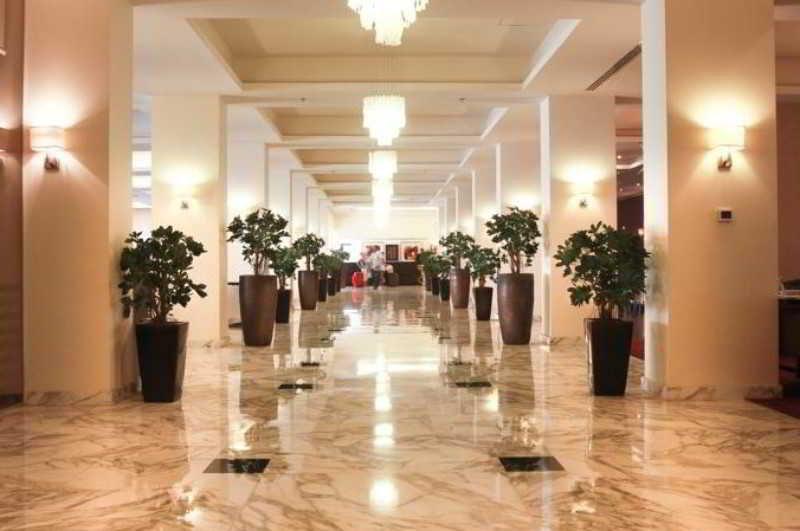 Grand Palace Hotel Аман Екстериор снимка